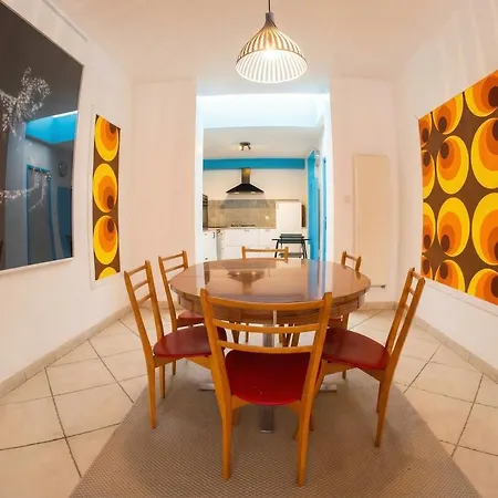 Dom wakacyjny House, 3 Bedrooms, 6 People, 2 Bathrooms, 10 Minutes From Lille *