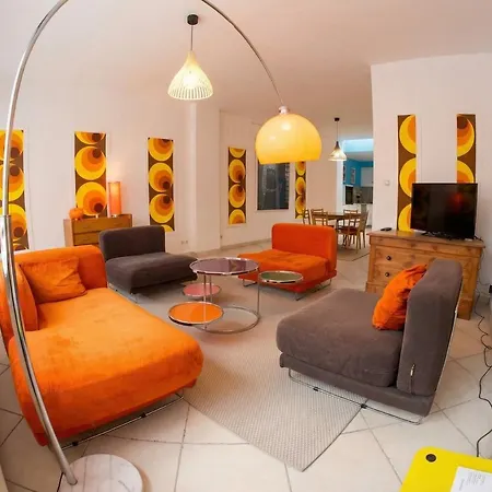 Dom wakacyjny House, 3 Bedrooms, 6 People, 2 Bathrooms, 10 Minutes From Lille