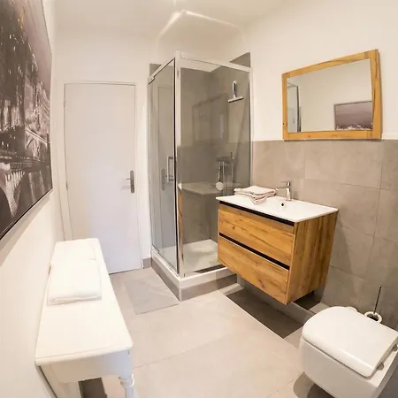Semesterbostad House, 3 Bedrooms, 6 People, 2 Bathrooms, 10 Minutes From Lille