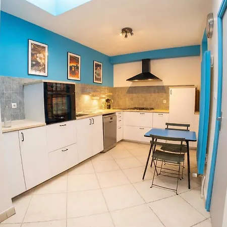 Dom wakacyjny House, 3 Bedrooms, 6 People, 2 Bathrooms, 10 Minutes From Lille